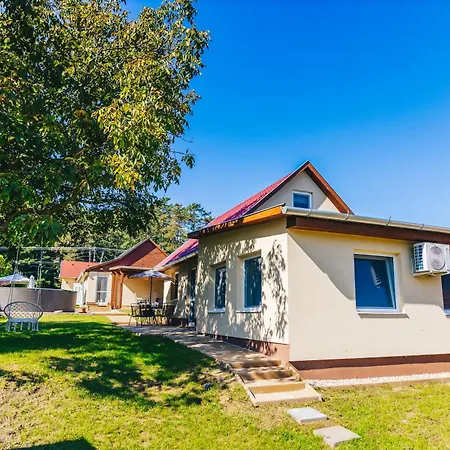 Szoloszem Vendeghazak דירה