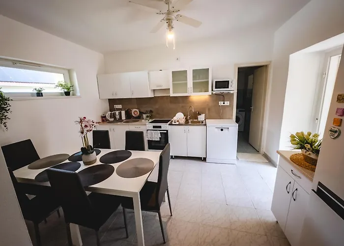 Szoloszem Vendeghazak